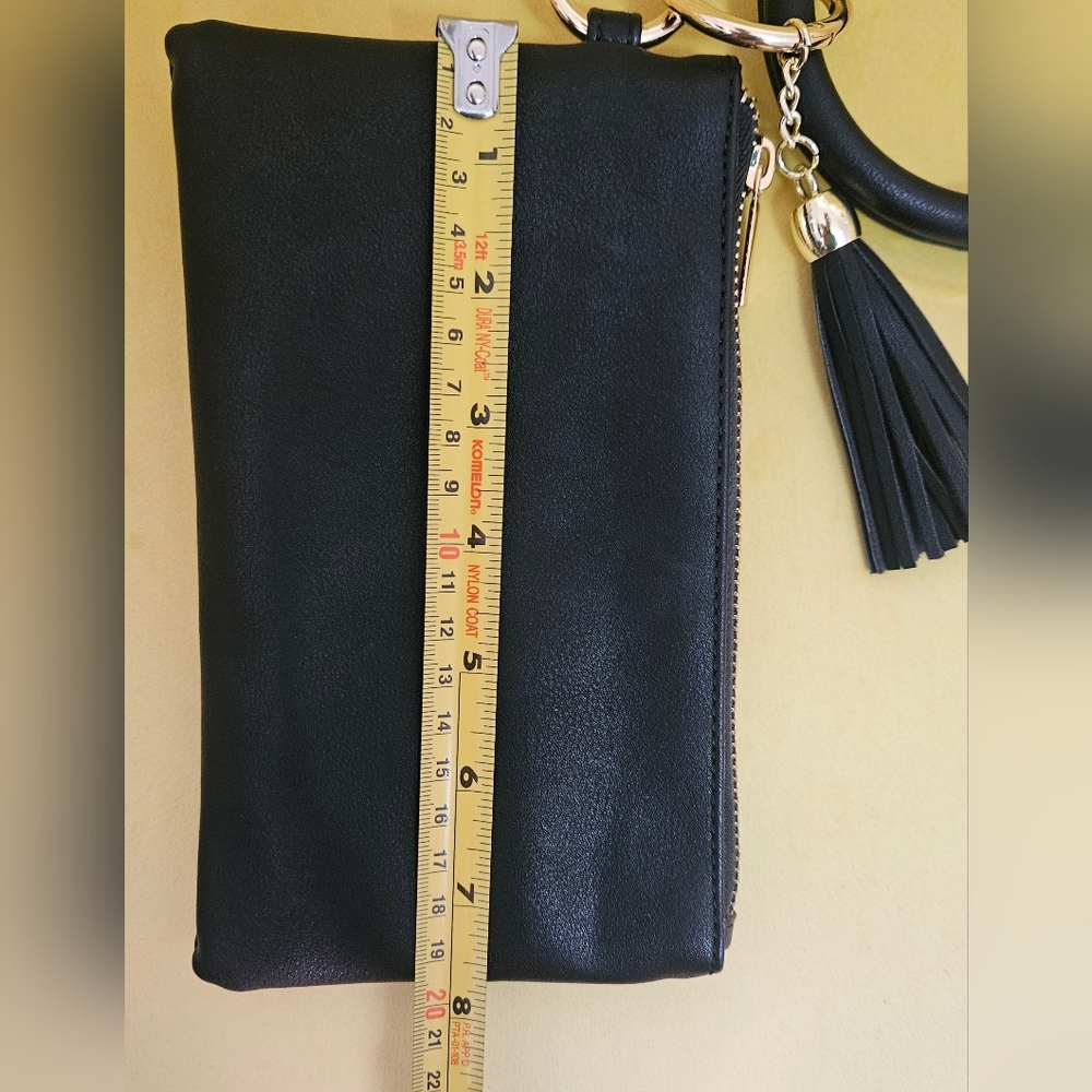 Black Bracelet Wristlet Wallet w/ Zipper Closure & Tassels Ornament- NWOT - Picture 3 of 5